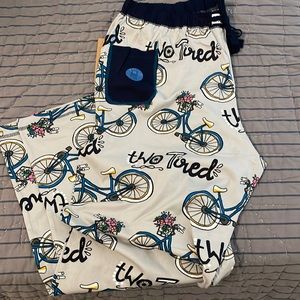 Pajamas set: two pieces